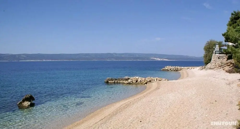 Neve - 100 m From Pebble Beach - A1 - Plaj