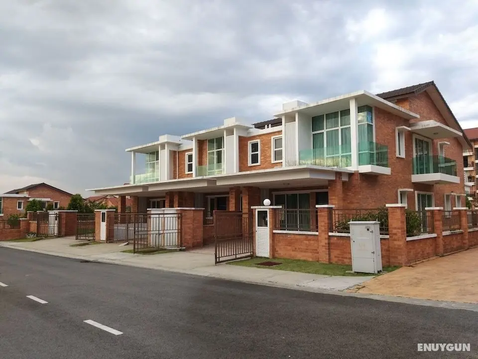 New and Classic Homestay 2 Storey House - Öne Çıkan Resim