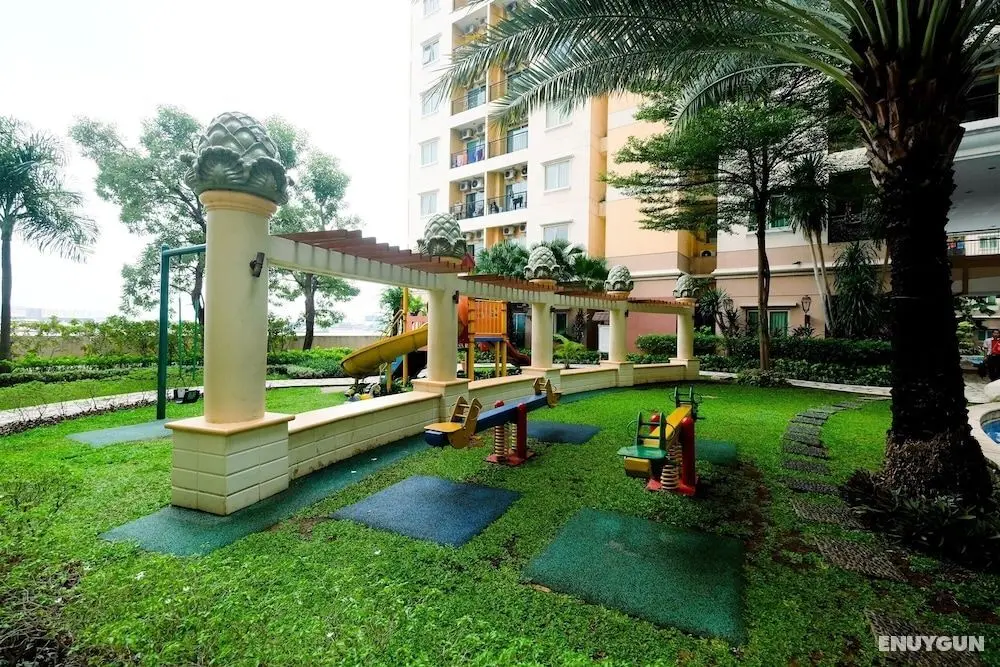 New Furnished 2BR at City Home MOI Apartment - Dış Mekan