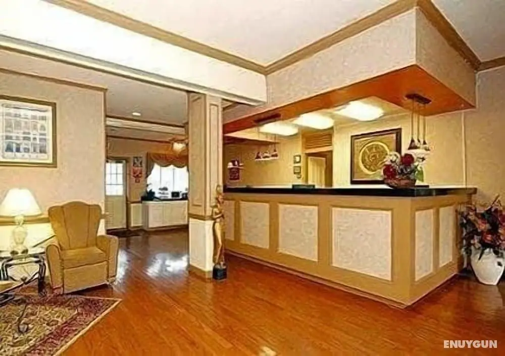 New Haven Inn - Lobi