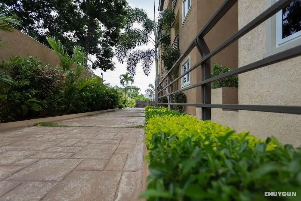 New Kingston Guest Apartment at Inglaterra III - Dış Mekan