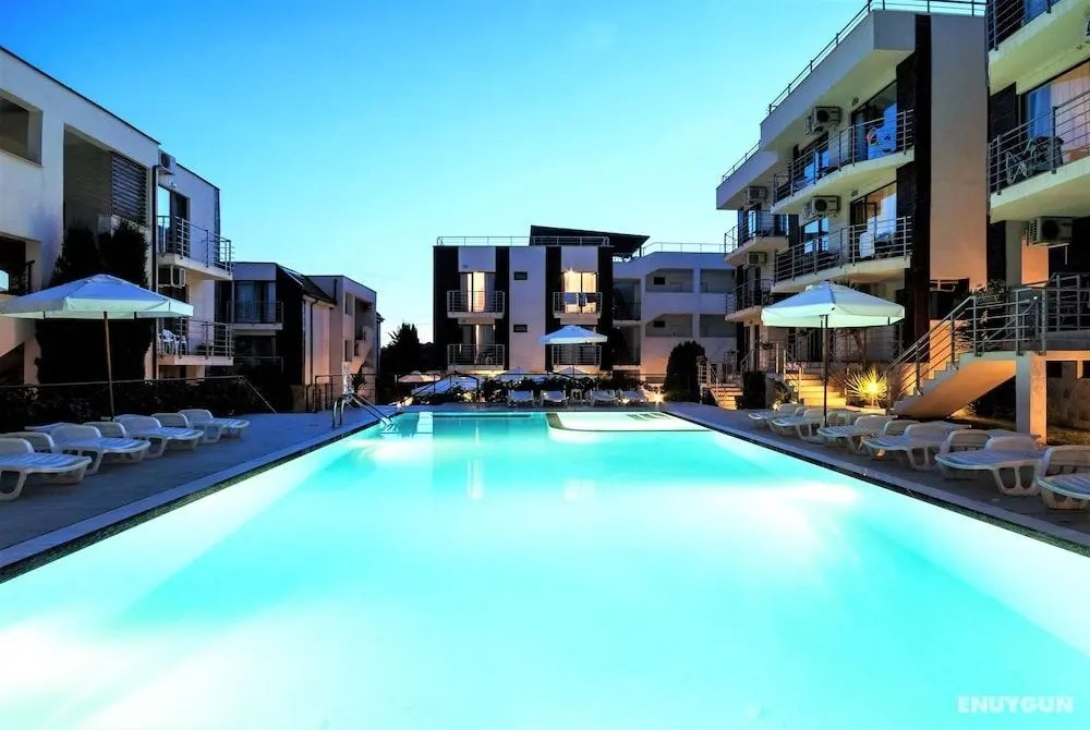 New Line Village Apartments - Öne Çıkan Resim