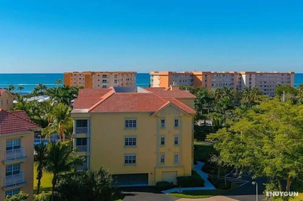New Listing - Remodeled Condo - Dış Mekan