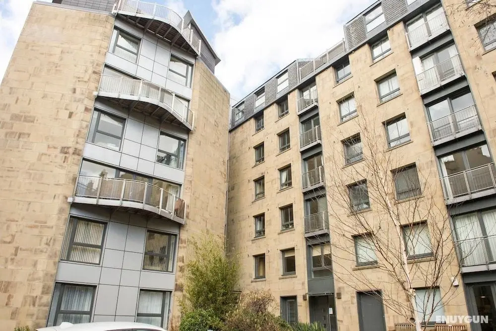 New Town 3bed/2bath Apt With Free Parking & Lift! - Dış Mekan