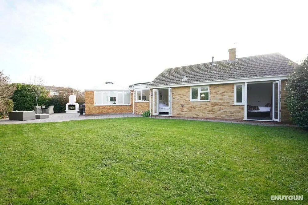 NEW Unique 2BD Detached Bungalow Burnham-on-sea - Mülk Olanakları
