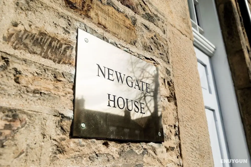 Newgate House - Öne Çıkan Resim