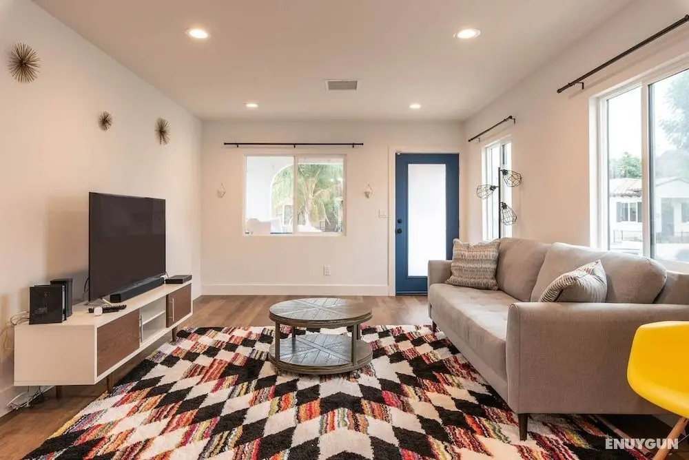 Newly Remodeled 3 BDR House Near Dodgers Stadium - Öne Çıkan Resim