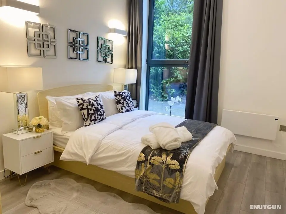 Newpointe Luxury Serviced Apartment at the Atrium - Öne Çıkan Resim