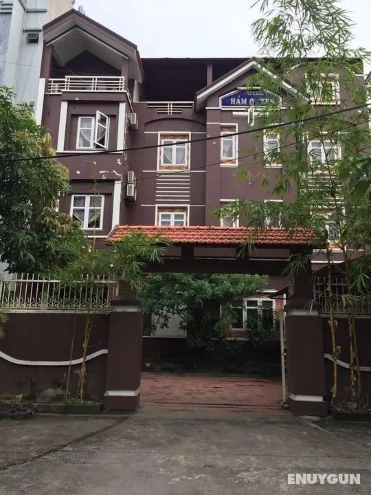 Nha Nghi Tham Quyen - Öne Çıkan Resim