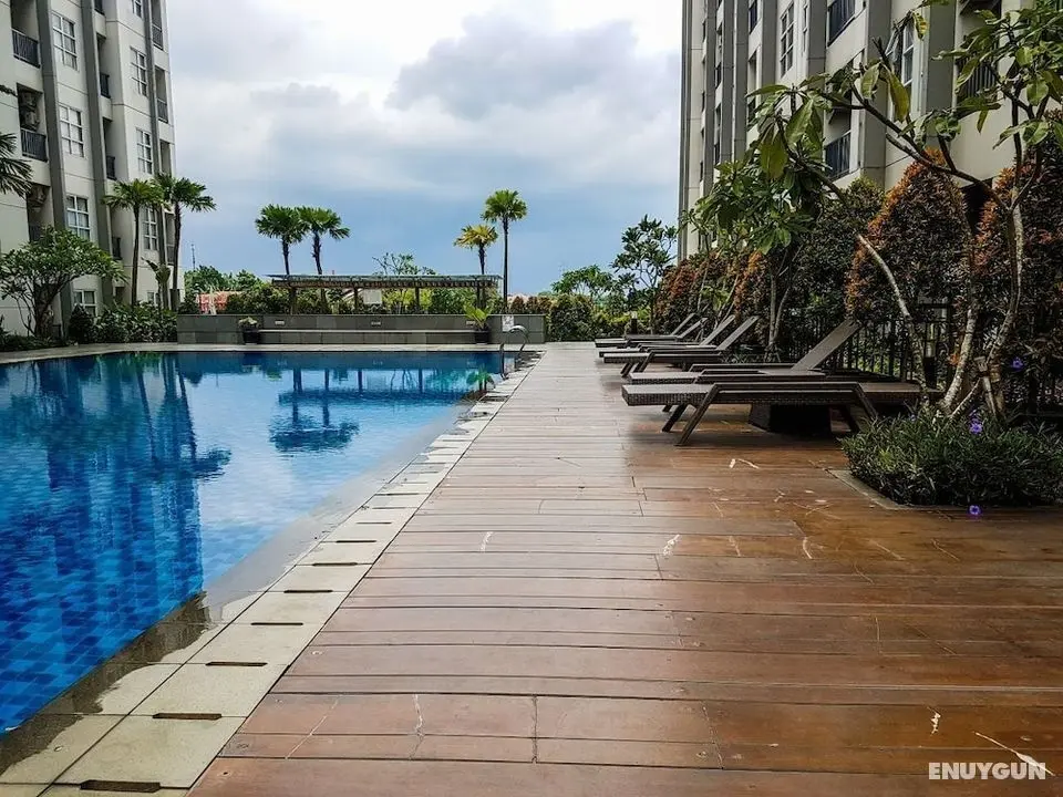 Nice and Artistic 1BR Saveria Apartment - Havuz