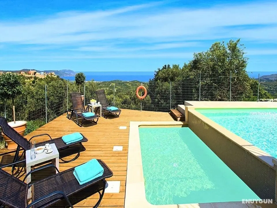 Nice Holiday Home with Heated Swimming Pool & Sea View near Kavros - Öne Çıkan Resim