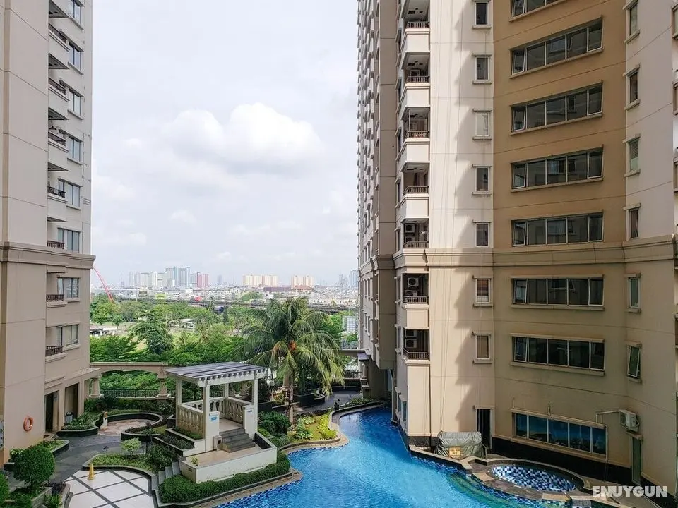 Nice Studio At Marina Ancol Apartment - Havuz