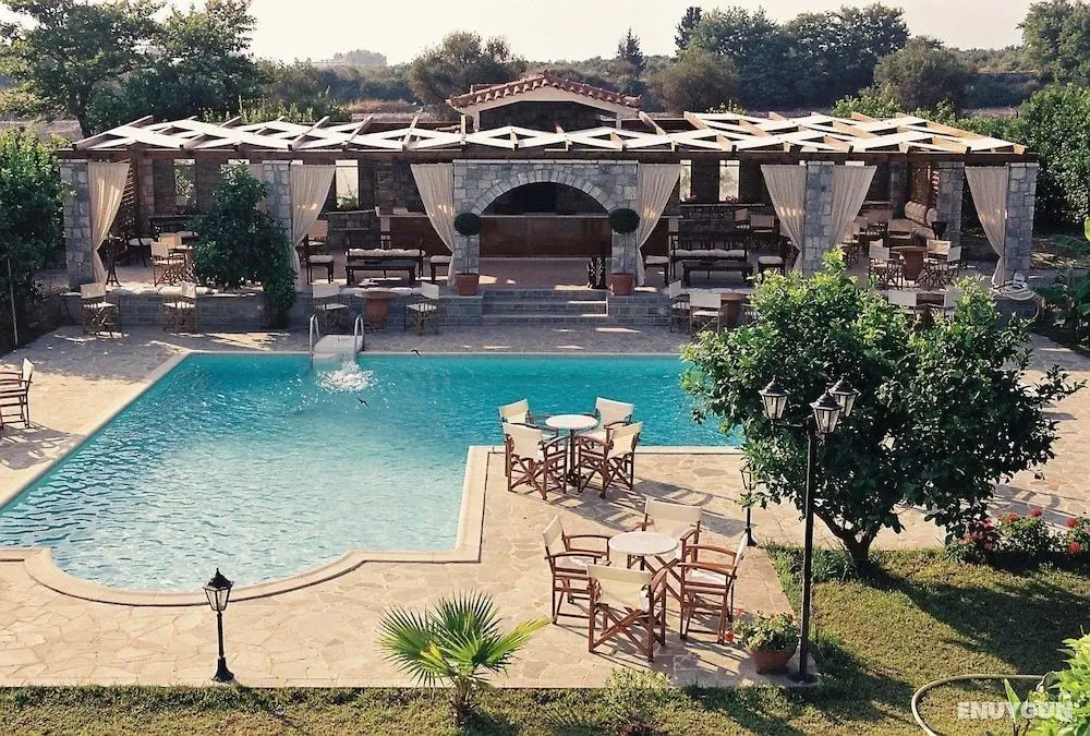 Nicolas Village Club - Öne Çıkan Resim