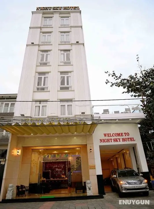 Night Sky Hotel - Öne Çıkan Resim