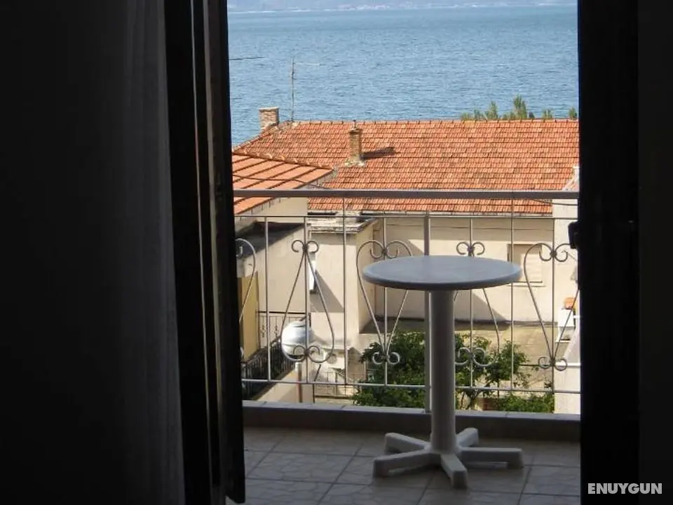 Nik - 50 M From the sea - A1 - Öne Çıkan Resim