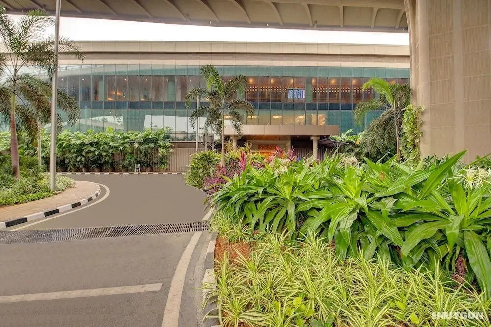 Niranta Transit Hotel Mumbai Airport - At Arrivals - Dış Mekan