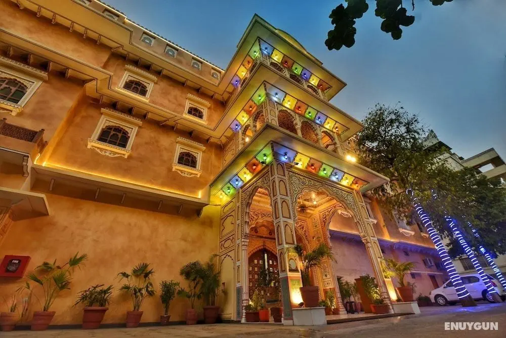Nirbana Palace - A Heritage Hotel - Dış Mekan