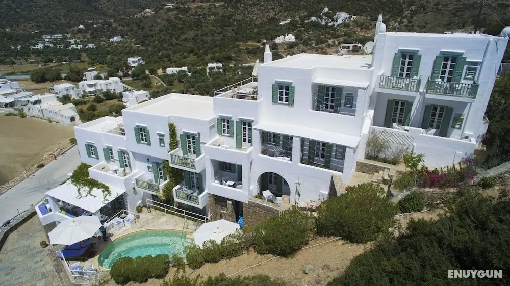 Niriedes Hotel - Dış Mekan