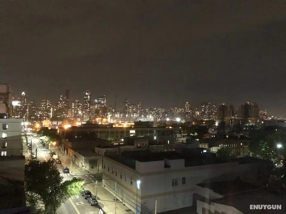 Hotel Nirvana - Öne Çıkan Resim