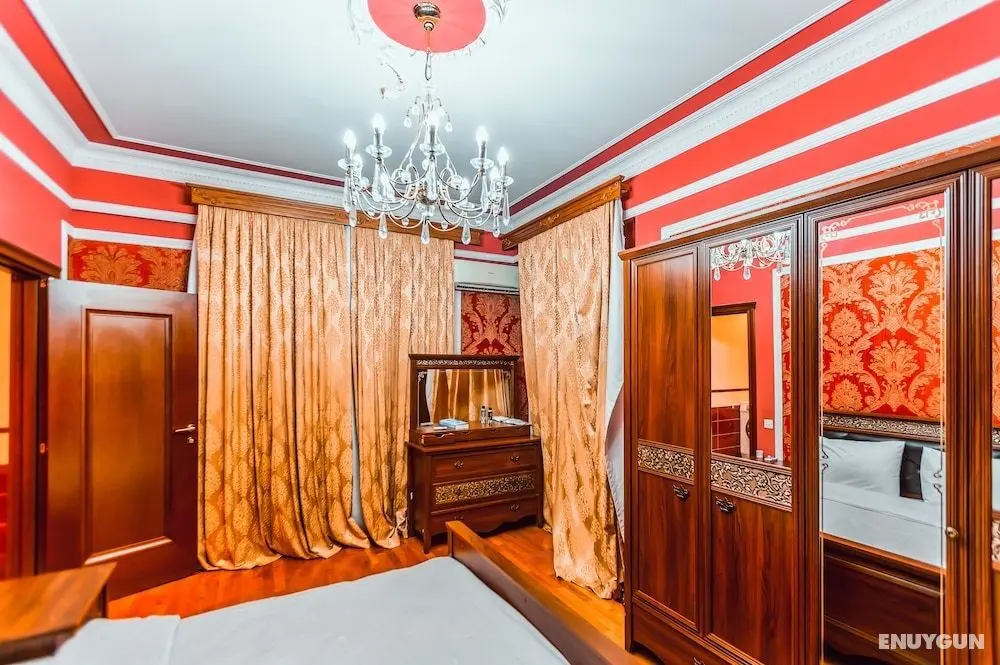 Nizami Street Royal Luxury Apartment - Oda