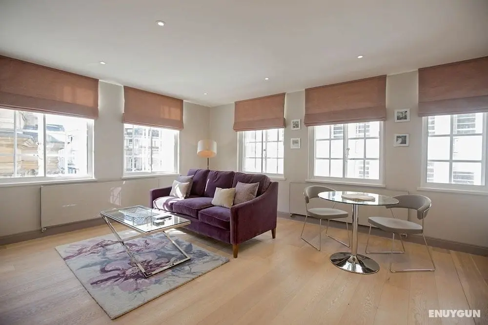 No.8 Waterloo Apartments - Öne Çıkan Resim
