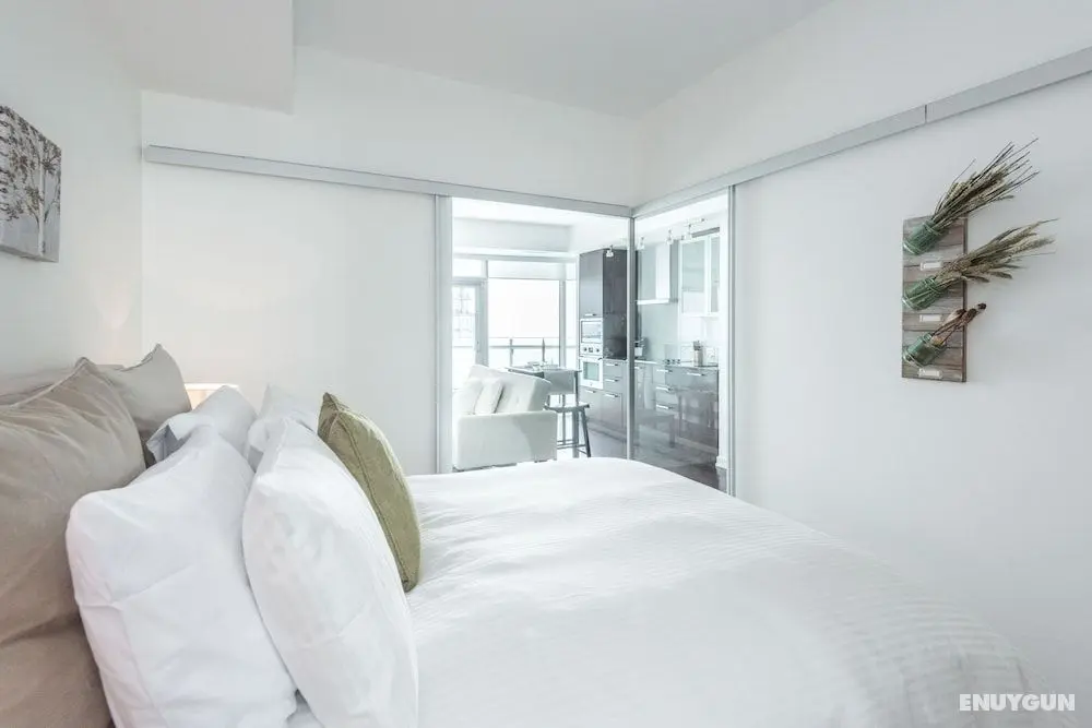 Noel Suites - York and Bremner - Öne Çıkan Resim