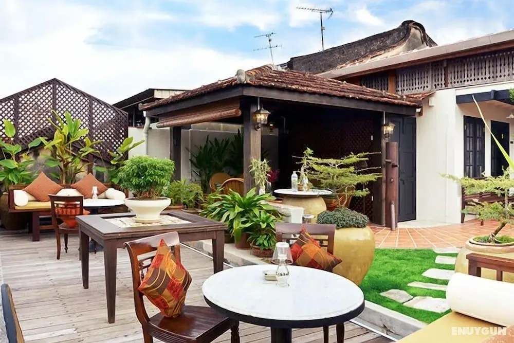 Noordin Street House - Öne Çıkan Resim