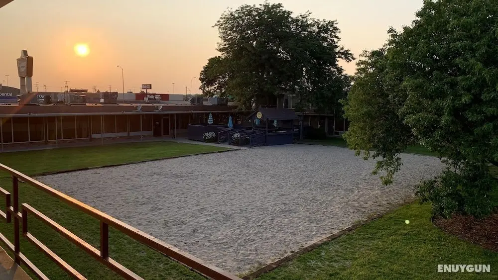 Norfolk Country Inn & Suites - Konum Öne Çıkanlar