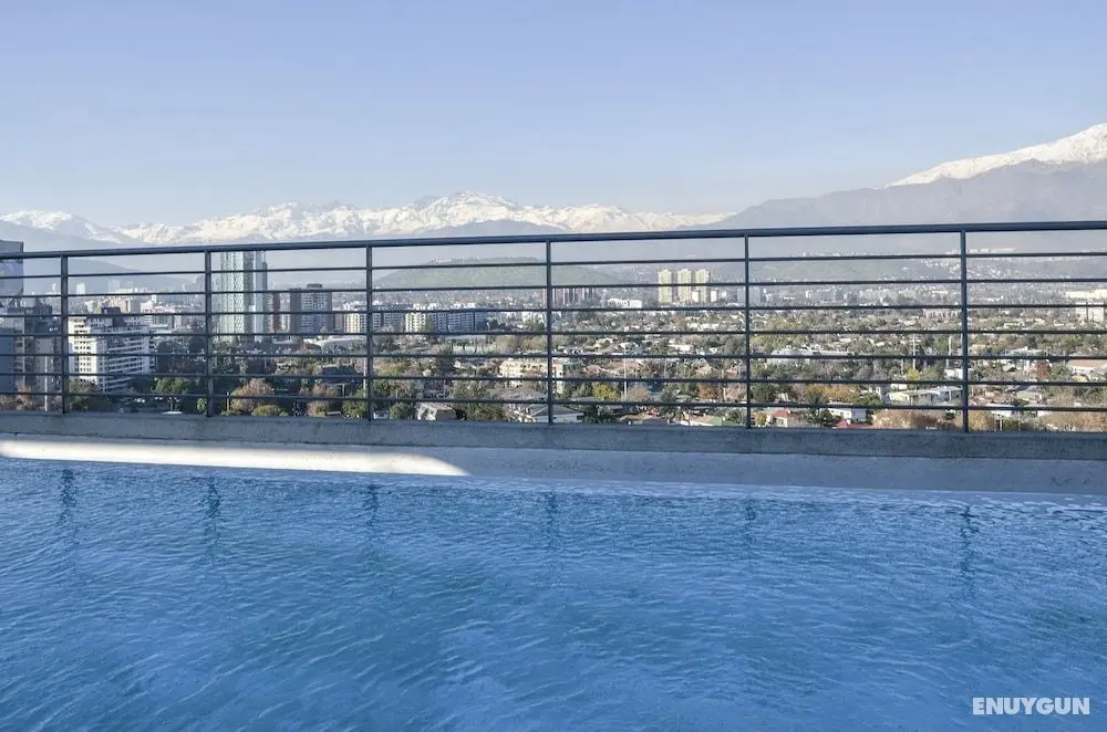 Norus Apartments Las Condes - Havuz