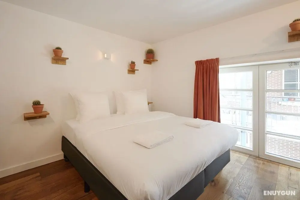 Hotel Not Hotel Amsterdam - Oda