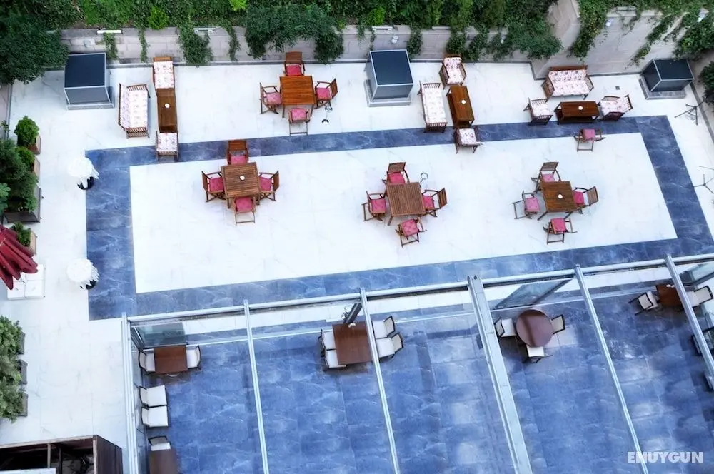 Notte Hotel - Oda Manzaraları
