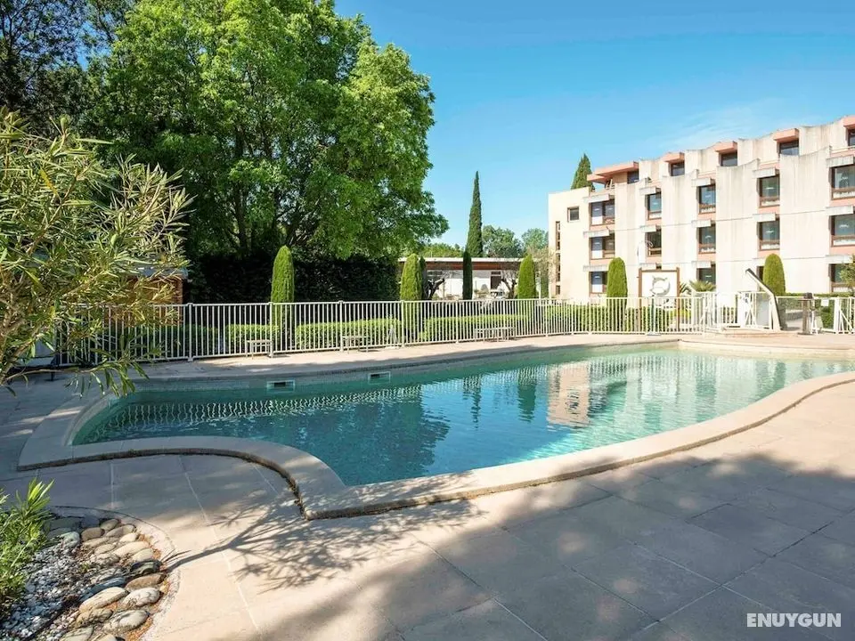 Hotel Novotel Aix en Provence Pont de l'Arc Fenouillères - Öne Çıkan Resim