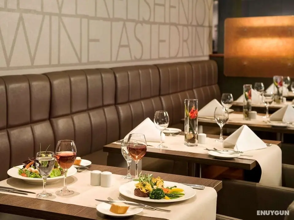 Novotel Düsseldorf City West - Öne Çıkan Resim