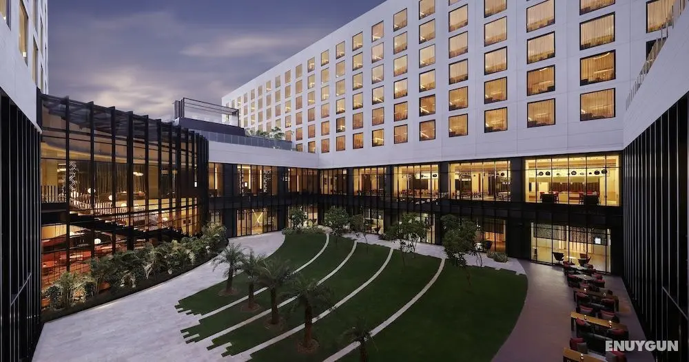 Novotel New Delhi Aerocity Hotel - Dış Mekan