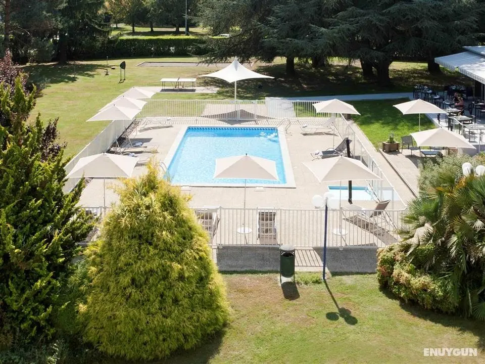 Novotel Pau Pyrenees - Genel