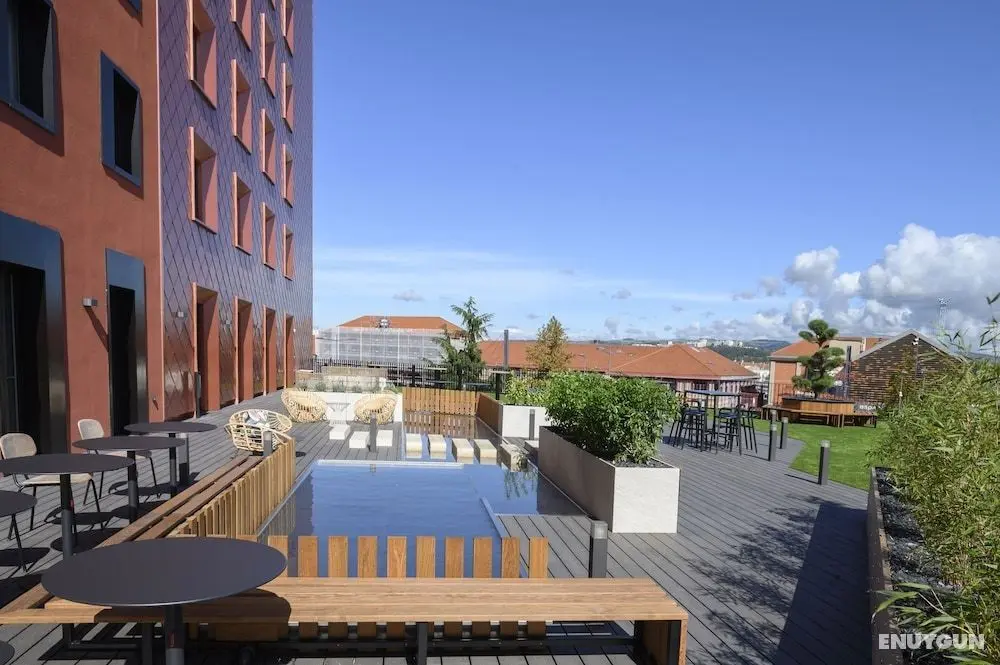 Novotel Saint-Étienne Centre Gare Châteaucreux - Dış Mekan