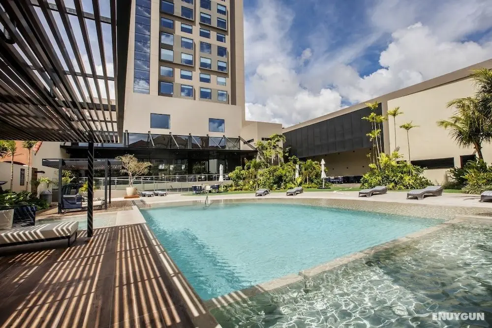 Novotel Santa Cruz De La Sierra - Havuz