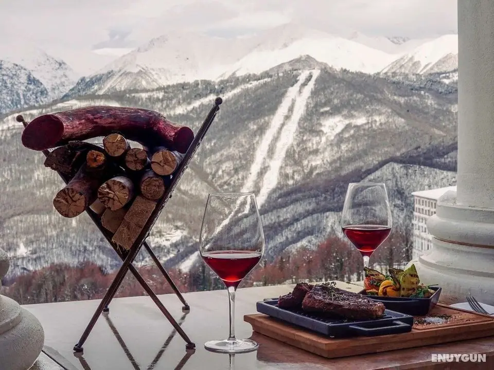 Novotel Resort & SPA Krasnaya Polyana Sochi - Yerinde Yemek
