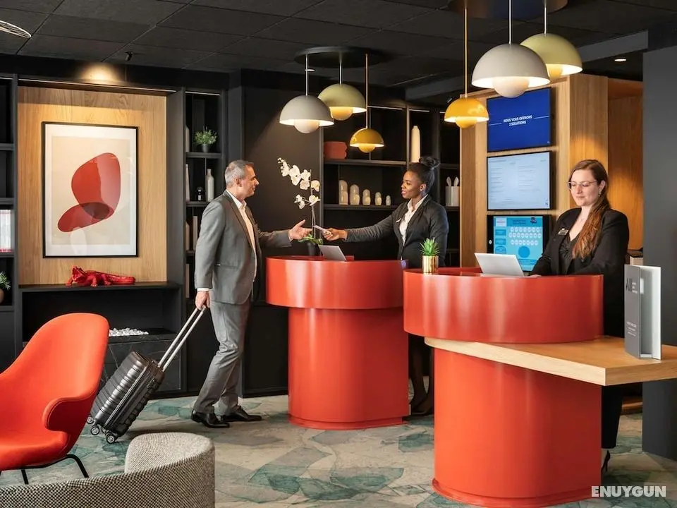 Novotel Suites Paris CDG Airport Villepinte - Lobi