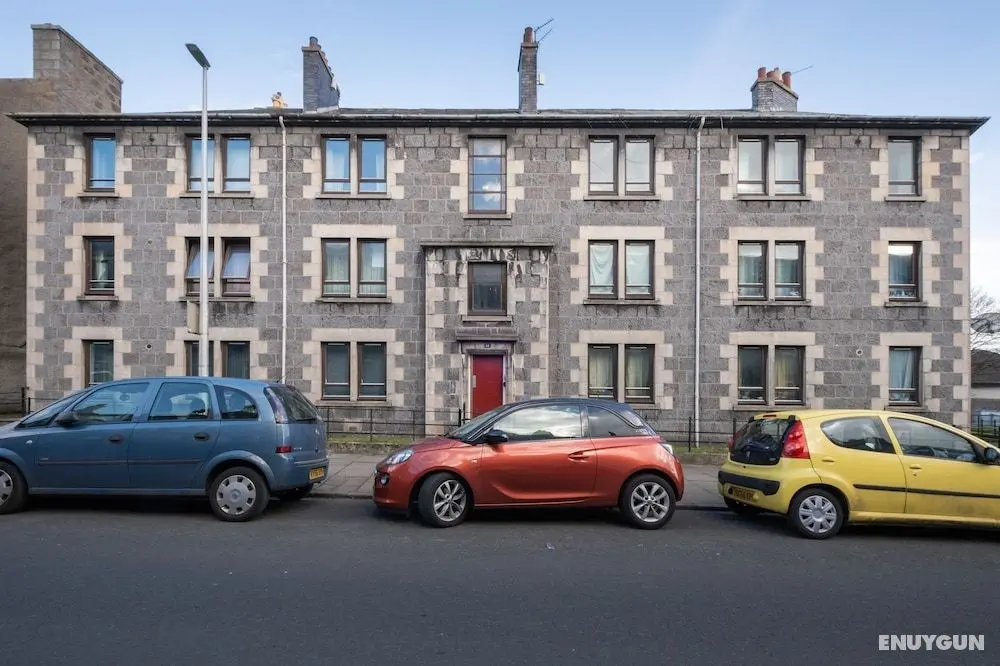 Novelty Suites - Roslin Street - Oda