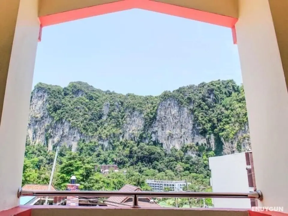 Number 1 Guesthouse & Restaurant - Oda Manzaraları