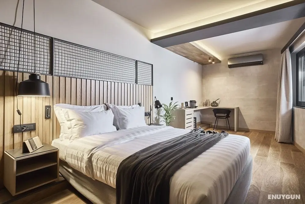 O2 Suites Glyfada - Öne Çıkan Resim