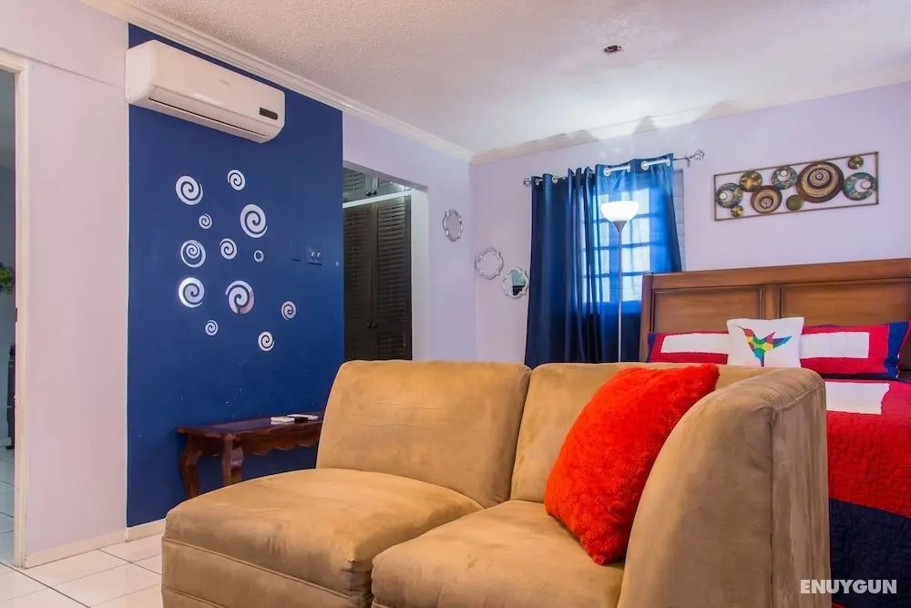 Oakland CE by Pro Homes Jamaica - Öne Çıkan Resim