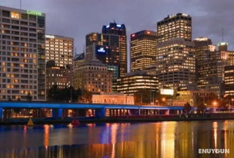 Oaks Melbourne Lonsdale Suites - Genel