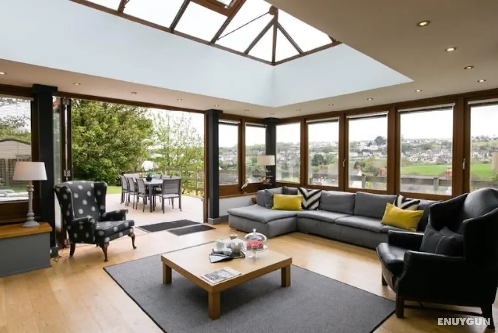 Oaktree Lodge - Luxury Cottage Hot Tub Sea Views - Oda