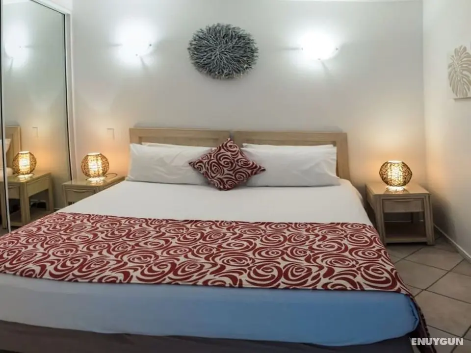 Oasis 4 at Palm Cove - Öne Çıkan Resim
