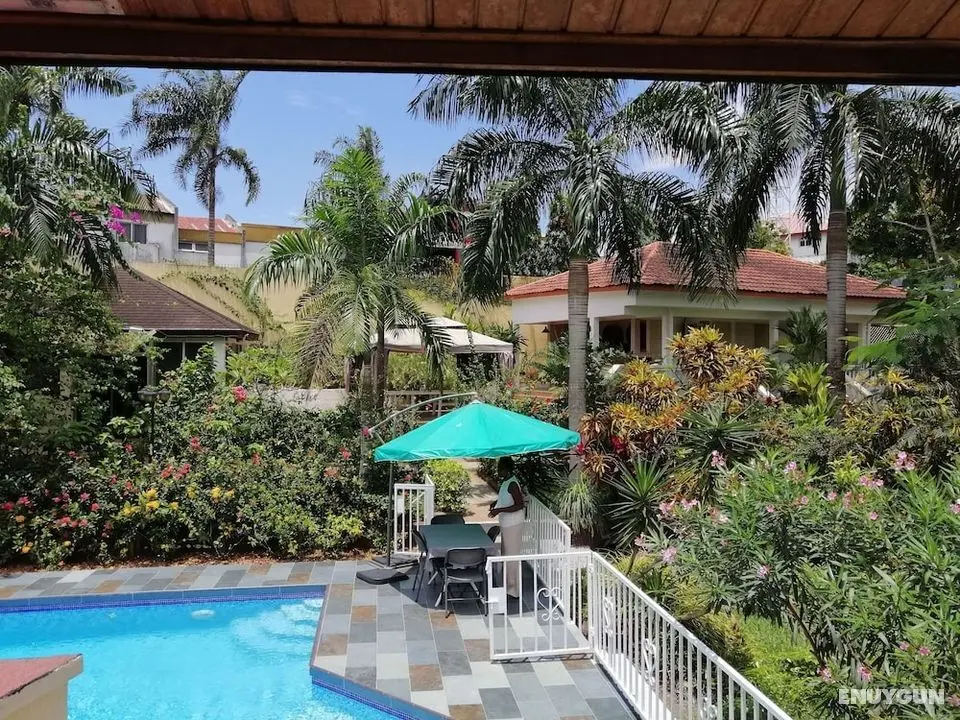 Villa Oasis Abidjan - Dış Mekan