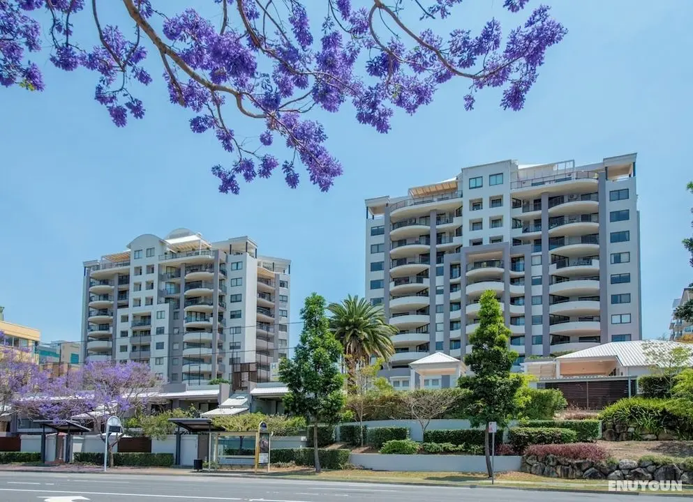 The Oasis Apartments - Öne Çıkan Resim