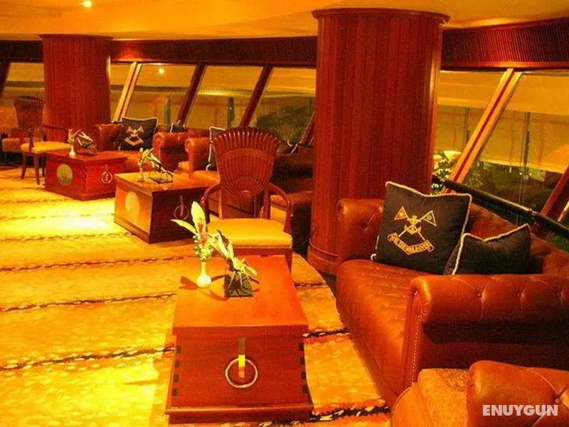 Ocean Marina Yacht Club - Genel