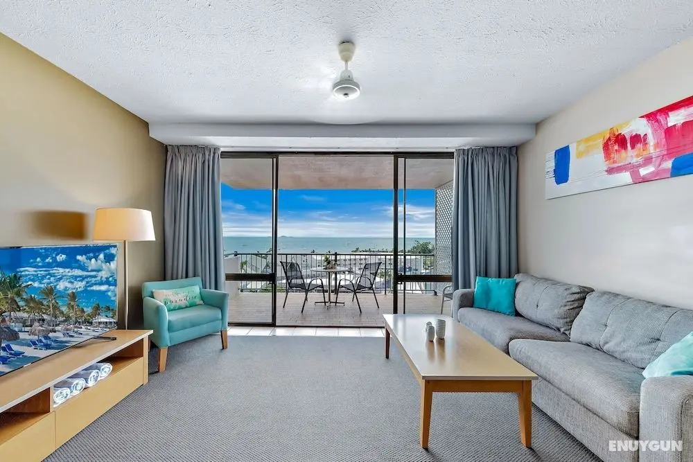 Ocean Views 14 - Öne Çıkan Resim